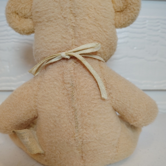 Winnie The Pooh Plush with Bib 9” Stuffed Animal Vintage Walt Disney Productions - Picture 5 of 11